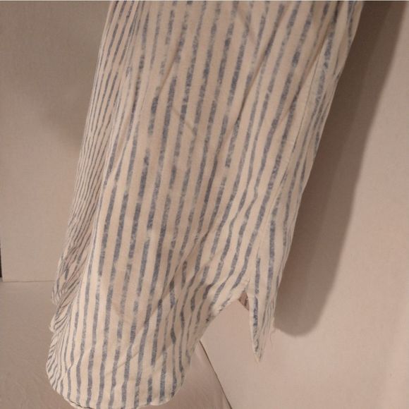 Harper Button Down Shirt Distressed Blue Stripe Sz Medium Faded Distressed Style - Picture 7 of 9